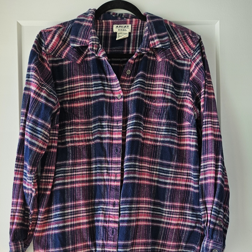 Ariat womens flannel shirt size L